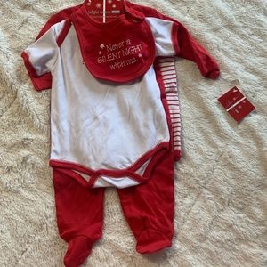 New 5 piece Christmas baby 3-6 mo
